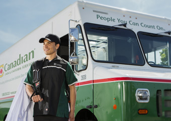 Image of CSR with Québec Linge truck
